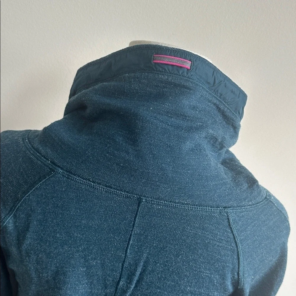 LuLuLemon Womens Wool Fitted Mock Neck Running Hiking Long Sleeve Top 8 Gorpcore
